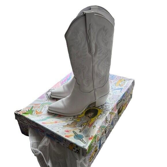 Jeffrey Campbell x Revolve - NIB Dagget Cowboy Boot in White Combo Sz 7.5 - Picture 15 of 16